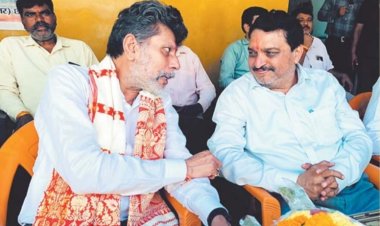 चैनल इंडिया के स्थापना दिवस पर गायत्री विद्यापीठ के बच्चों को न्योता भोज