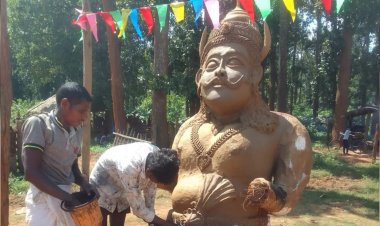 सात तालाब की मिट्टी को इक्ट्ठा कर बनाते हैं रावण और कुंभकर्ण की प्रतिमा,सदियों से चली आ रही परंपरा