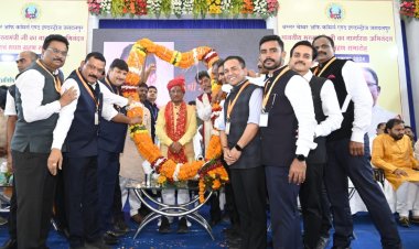 बस्तर चेंबर के शपथ ग्रहण समारोह में शामिल हुए मुख्यमंत्री विष्णुदेव साय