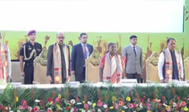 Live : राष्ट्रपति द्रौपदी मुर्मु के रायपुर एम्स पहुंचने पर दीक्षांत समारोह शुरू