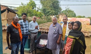 ग्राम बेलरगांव में शोकाकुल परिवार से मिले छत्तीसगढ़ सर्व यादव समाज के प्रदेशाध्यक्ष रमेश यदु