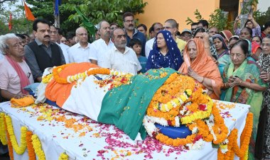 पूर्व  सांसद गोपाल व्यास को राजकीय सम्मान के साथ दी गई अंतिम विदाई,इच्छा के अनुरूप एम्स में किया गया देहदान