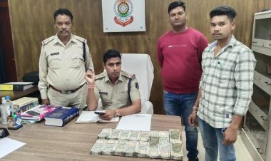 Raipur Breaking : चुनावी चेकिंग में पकड़ाया 8 लाख रुपए कैश ,पुलिस ने किया जब्त