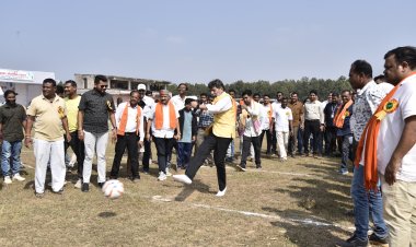 जगदलपुर विकासखंड के जोन स्तरीय बस्तर ओलंपिक का विधायक किरण देव ने किया शुभारंभ