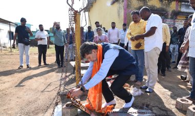 विधायक किरणदेव ने पल्ली धान खरीदी केंद्र में पूजा-अर्चना कर धान खरीदी का किया शुभारंभ
