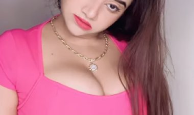 कातिल अदाओं ने बढ़ाया सोशल मीडिया का पारा, यूजर्स बरसा रहे जमकर प्यार