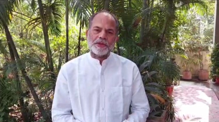 नगर निगम प्रवक्ता मृत्युंजय दुबे ने महापौर एजाज ढेबर को घेरा