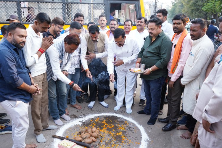 विधायक मोतीलाल साहू ने एक करोड़ रुपए के सड़क डामरीकरण कार्य का किया भूमिपूजन