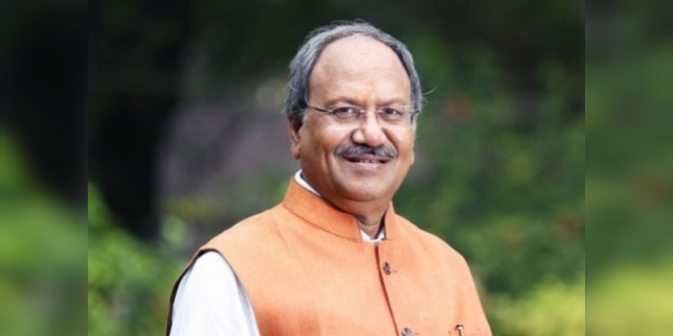 CGBSE के 10वीं और 12वीं में उत्तीर्ण छात्र-छात्राओं को बृजमोहन अग्रवाल ने दी बधाई और शुभकामनाएं
