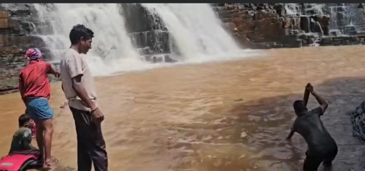 तीरथगढ़ में डूबने से युवक की मौत,काफी मशक्कत के बाद मिला शव