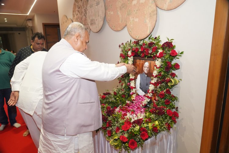 श्रद्धांजलि देने पहुंचे सौदान सिंह