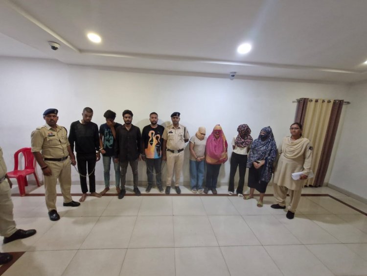 रायपुर के सुसाइड केस में 8 आरोपी गिरफ्तार