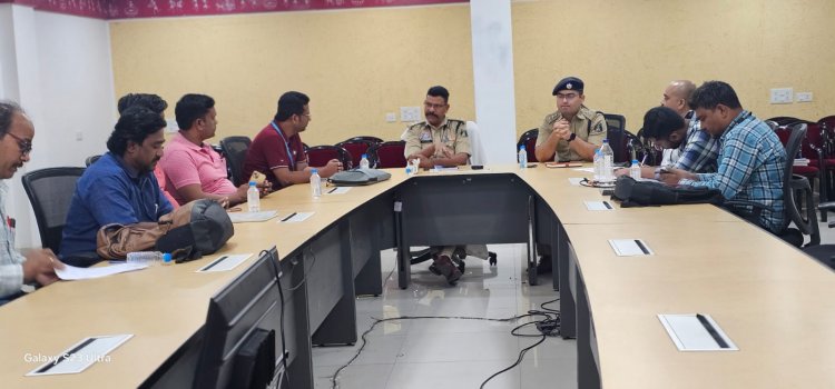 एसएसपी ने शॉपिंग साइट्स, कोरियर सर्विसेस और डीटीडीसी के अधिकारियों की ली क्लास