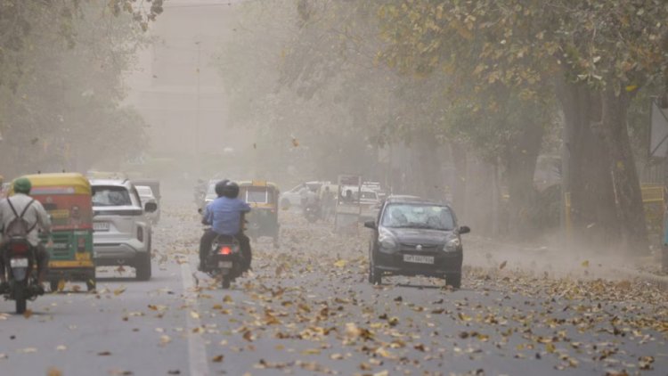 आंधी-बारिश ने खोली बिजली विभाग की पोल, घंटो अंधेरे में रहा राजधानी का पॉश इलाका