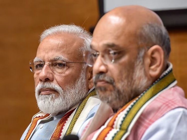 Breaking : प्लेन क्रैश हादसे पर पीएम मोदी और अमित शाह ने ट्वीट कर जताया दुख