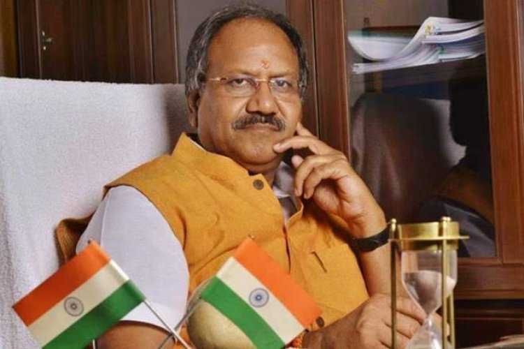 सड़क पर ड्रामा करने से सच्चाई नहीं बदलेगी : सांसद बृजमोहन