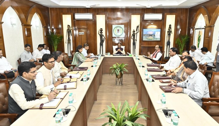 साय कैबिनेट में अक्षय ऊर्जा को बढ़ावा और बिजली उपभोक्ताओं को आर्थिक लाभ देने बड़ा निर्णय,पढिए महत्वपूर्ण फैसले
