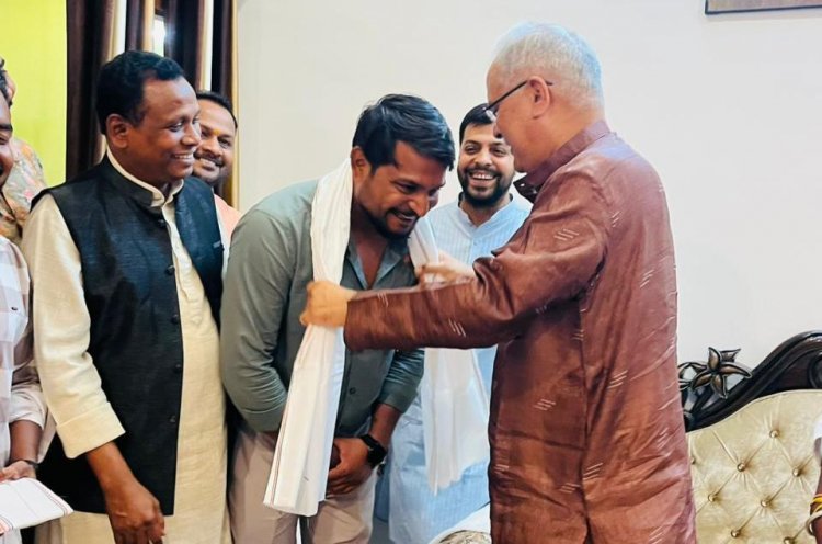 गरियाबंद प्रवास पर पहुंचे पूर्व मुख्यमंत्री भूपेश बघेल,पार्षद निरंजन प्रधान कांग्रेस में हुए शामिल