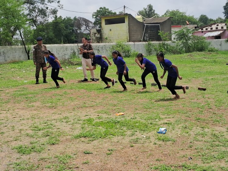 पंडित राम सरकार शासकीय उच्चतर माध्यमिक विद्यालय कुटरा में एनसीसी नामांकन चयन परीक्षा हुई संपन्न