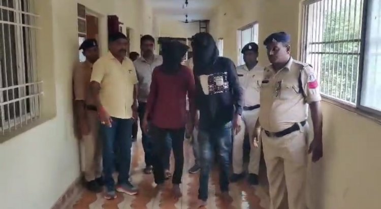 पेट्रोल पंप में लूट व हत्या के मामले में 2 आरोपी गिरफ्तार