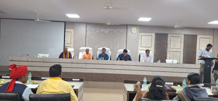 शारदीय नवरात्र पर्व वर्ष 2025 के संबंध में टेम्पल कमेटी की बैठक संपन्न