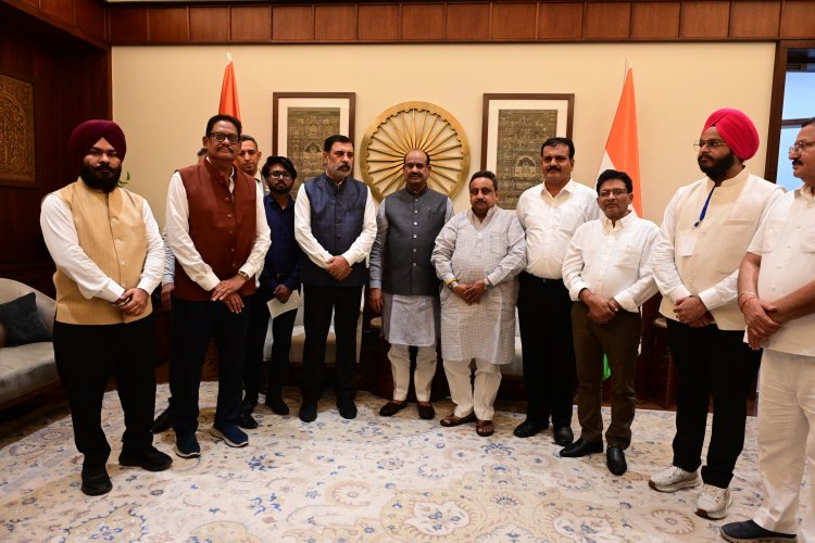 संसद में पहली बार व्यापारियों के लिए विशेष भ्रमण - ओम बिरला ने कैट प्रतिनिधिमंडल का किया स्वागत