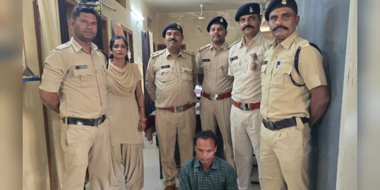 आबकारी विभाग की छापेमारी, छैलडोंगरी में 14 लीटर अवैध महुआ शराब जब्त,आरोपी गिरफ्तार