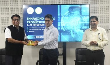 प्रशासनिक कामकाज की गति बढ़ाने अधिकारियों-कर्मचारियों को आईटी एवं एआई का प्रशिक्षण