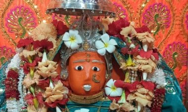 "देवी दाई मंदिर" में भक्तों के नाम से प्रज्वलित की जा रही अखंड ज्योति