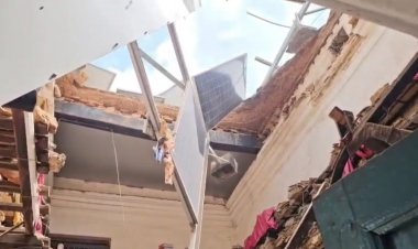 रायपुर कलेक्ट्रेट में बड़ा हादसा,छत गिरने से हड़कंप