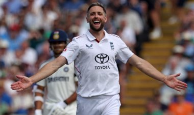 क्रिस वोक्स ने टेस्ट क्रिकेट से संन्यास की घोषणा