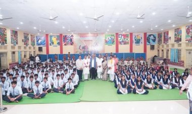 माना कैंप में आयोजित "हिंदी पखवाड़ा समापन समारोह" में सांसद बृजमोहन अग्रवाल हुए शामिल