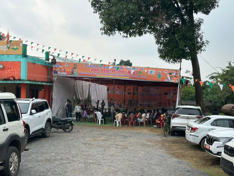 भाजपा कार्यालय दंतेवाड़ा में प्रथम नमो पदयात्री सुविधा केंद्र का शुभारंभ