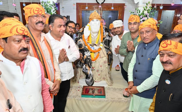 मुख्यमंत्री साय संत बाबा हरदास राम साहिब की बरसी महोत्सव में हुए शामिल