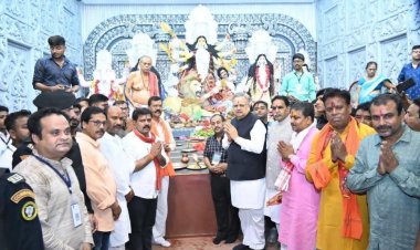 डॉ. रमन सिंह एवं गृह मंत्री विजय शर्मा पहुंचे माना कैम्प