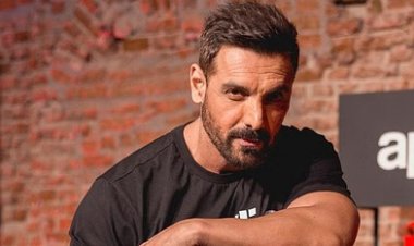 जॉन अब्राहम दिख सकते हैं "दुर्योधन" के किरदार में, महाभारत पर आधारित आधुनिक फिल्म की तैयारी