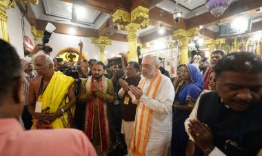 केंद्रीय गृहमंत्री अमित शाह और सीएम विष्णुदेव साय ने मां दंतेश्वरी मंदिर में की पूजा-अर्चना