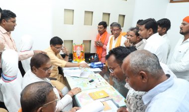 भाजपा का सहयोग केंद्र शुरू,पहले दिन मंत्री टंकराम वर्मा ने समस्याओं का किया निराकरण