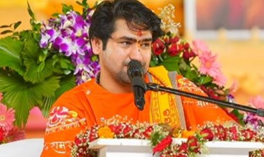 बस्तर में धर्मांतरण करने वालों का बोरिया-बिस्तर बंधवाने के बाद जाएंगे बंगाल :  पं. धीरेंद्र कृष्ण शास्त्री