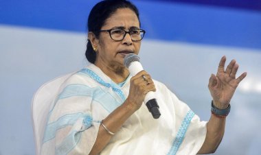 पश्चिम बर्धमान गैंगरेप मामला: ममता बैनर्जी के बयान ने छेड़ा विवाद, तीन आरोपी गिरफ्तार