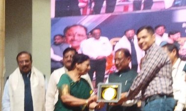 विश्व मानक दिवस पर मधु अरोरा एवं अनुज अरोरा को मुख्यमंत्री साय ने किया सम्मानित