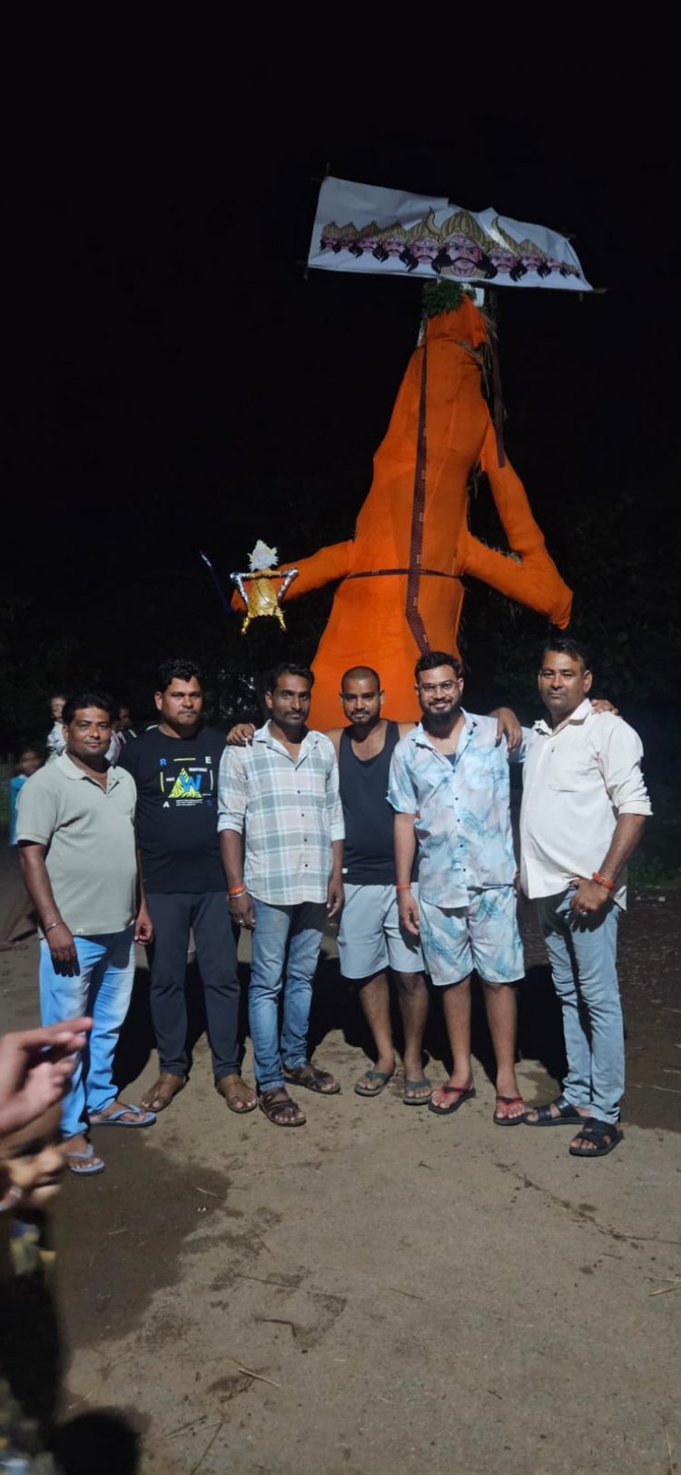 हटवाड़ा पारा बाजार पारा खोखरा में धूमधाम से हुआ रावण दहन