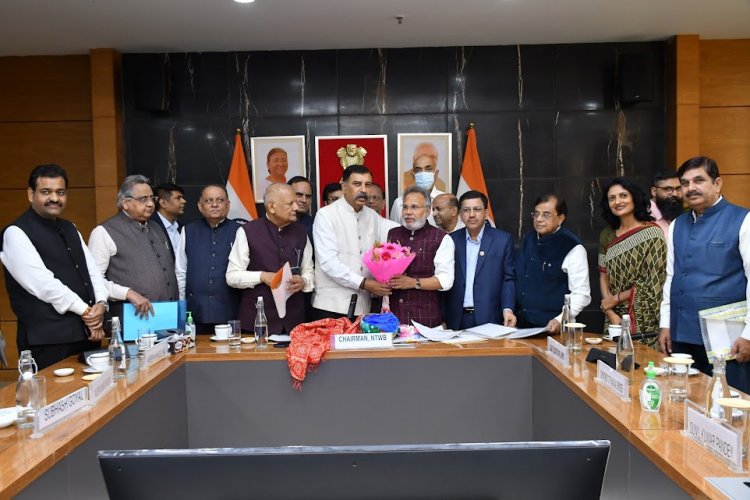 राष्ट्रीय व्यापारी कल्याण बोर्ड की 7वीं बैठक में शामिल हुए अमर पारवानी