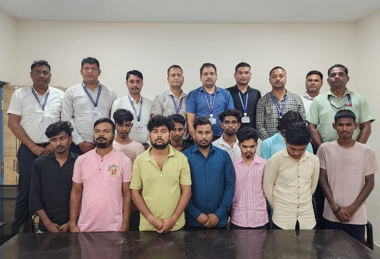 महिलाओं की फोटो के साथ फर्जी मोबाइल नंबर वायरल करते थे धोखाधड़ी,262 फर्जी आईडी का खुलासा,गैंग के 11 सदस्य गिरफ्तार