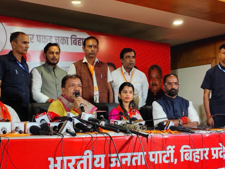 भाजपा में शामिल हुईं लोक गायिका मैथिली ठाकुर: बिहार चुनाव में उतरने की अटकलें