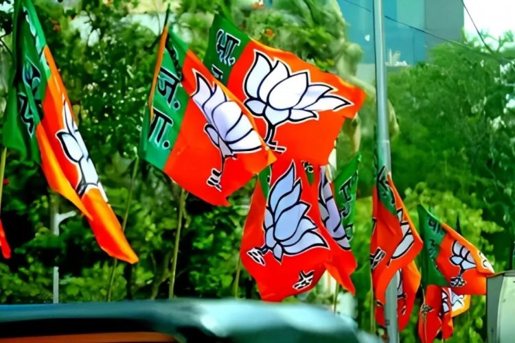 बिहार चुनाव से पहले बीजेपी का सख्त कदम, चार बागी नेताओं को 6 साल के लिए निष्कासित