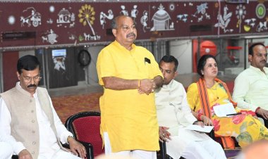 “वंदे मातरम्” के 150 वर्ष पूर्ण होने पर ऐतिहासिक आयोजन की तैयारी, इनडोर स्टेडियम में हुई महत्वपूर्ण बैठक