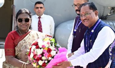 छत्तीसगढ़ में जनजातीय समुदाय के लिए खूब काम : राष्ट्रपति ने मुख्यमंत्री की ठोकी पीठ