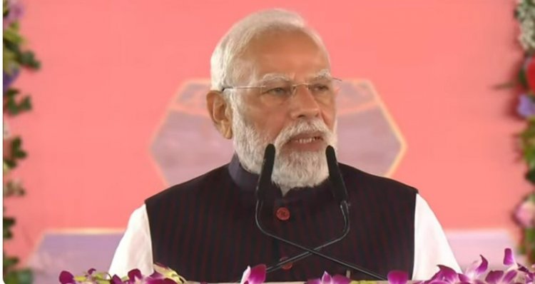 छत्तीसगढ़ अब समृध्दि व सुरक्षा का प्रतीक, पीएम मोदी ने किया विधानसभा के नए भवन का लाकार्पण