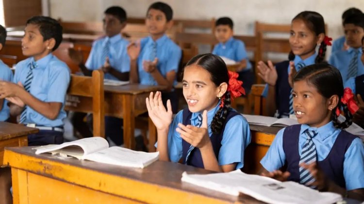 अगले साल सरकारी स्कूलों में यूनिफार्म के रंग में बदलाव : चेक ब्ल्यू शर्ट व स्लेटी पेंट-ट्यूनिक पहनेंगे विद्यार्थी